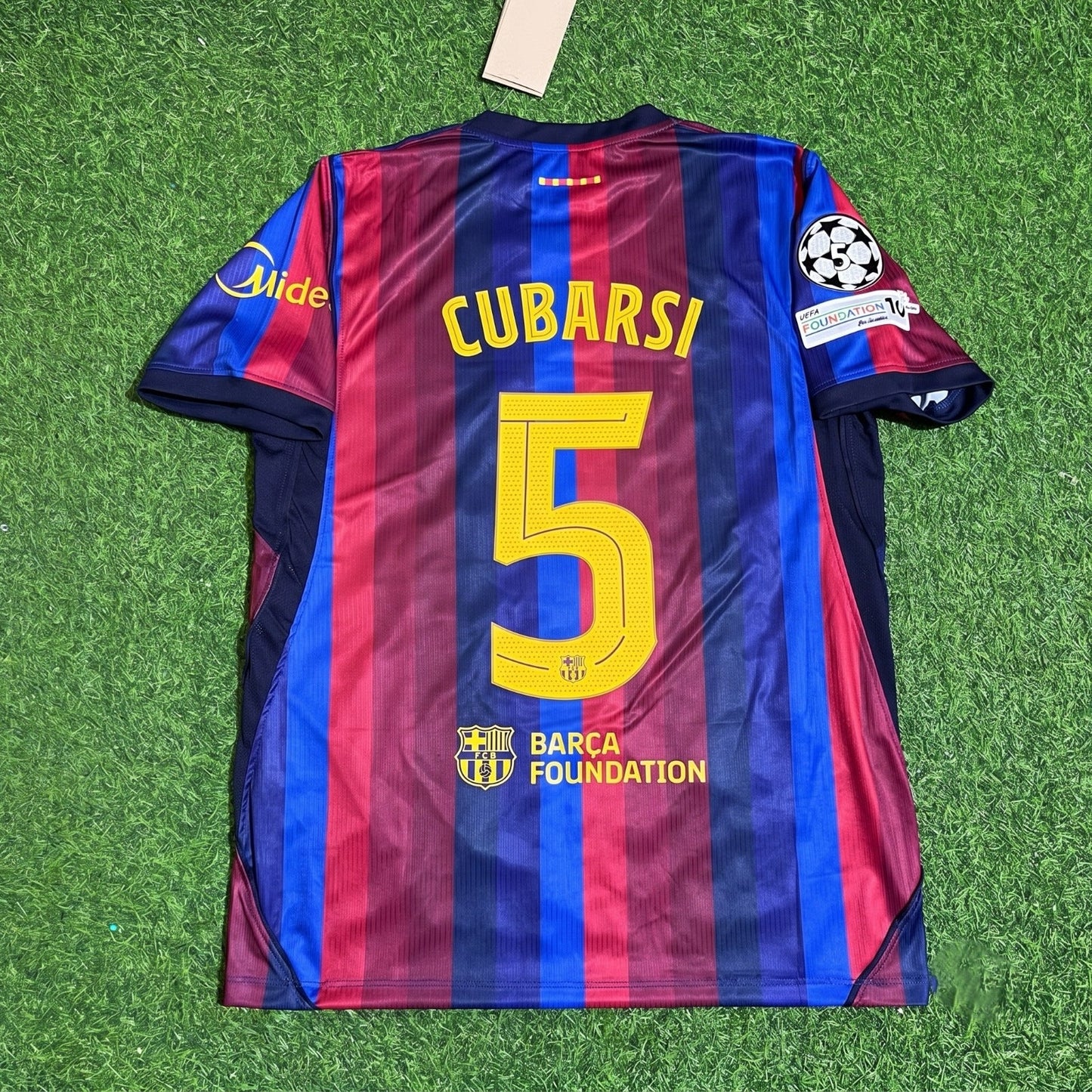 Pau Cubarsi #5 Barcelona 2027 Champions League Patch Home Football Jersey