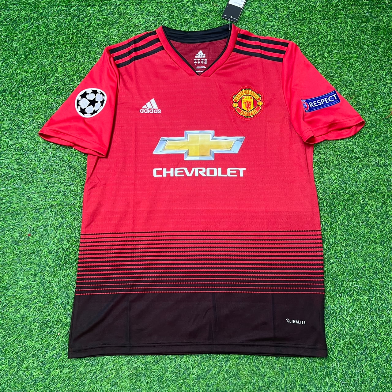 Paul Pogba 6 Manchester United 2018 2019 Retro Football Jersey Kit