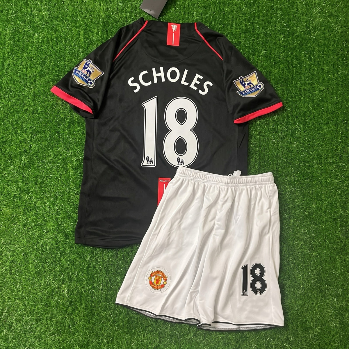 Paul Scholes #18 Manchester United 2007/20008 Black Kids Football Jersey Kit for Children