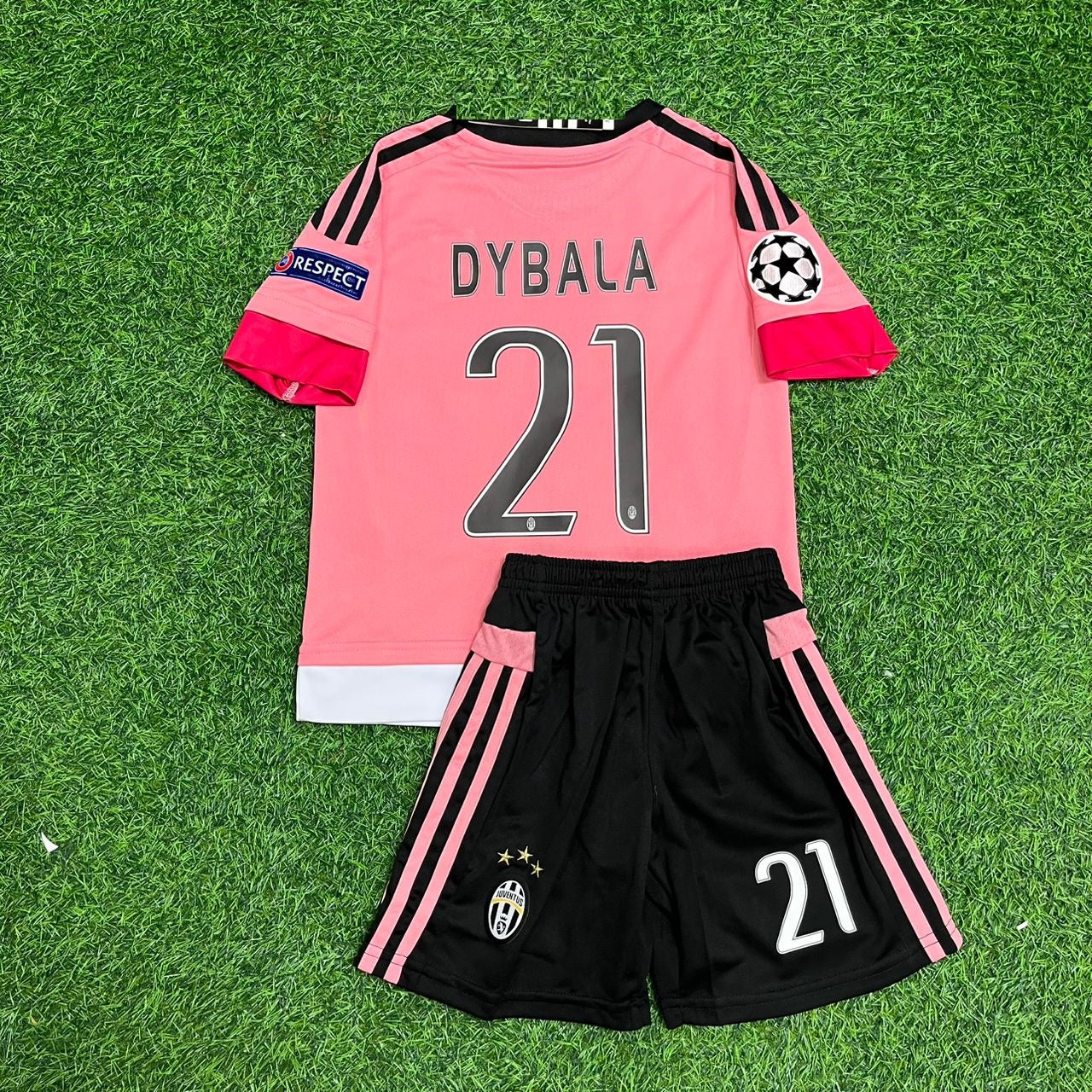 Paulo Dybala Juventus 2015-2016 Retro Pink Kids Football Jersey Collection