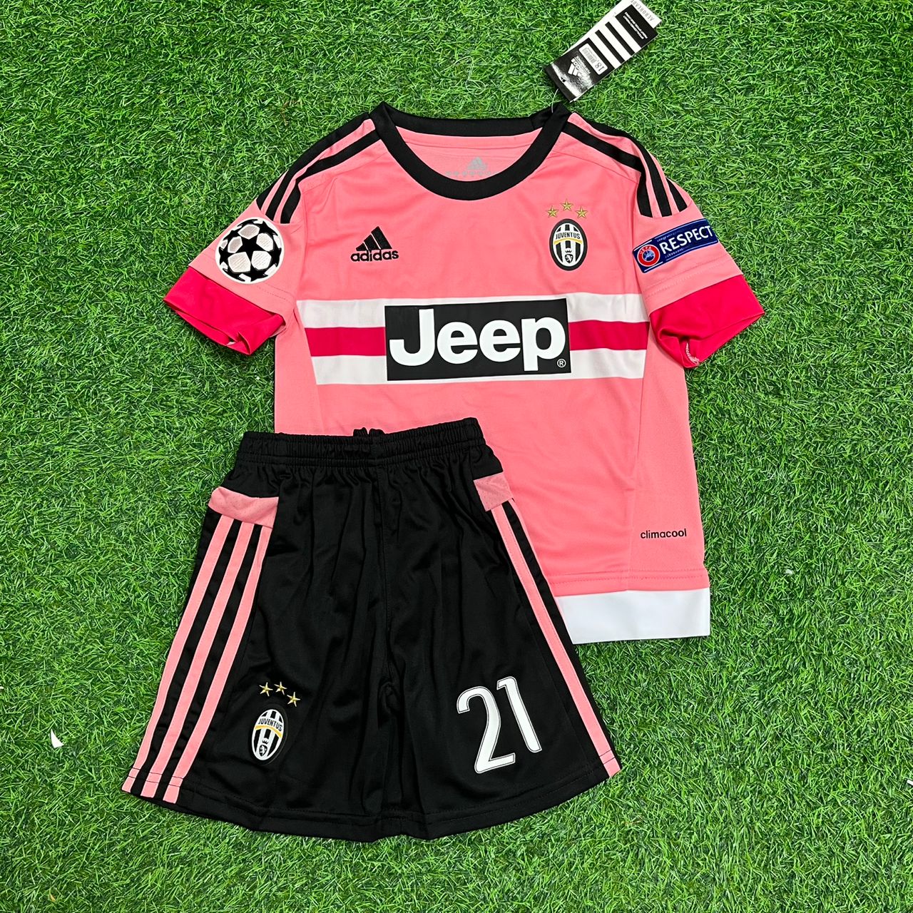 Paulo Dybala Juventus 2015-2016 Retro Pink Kids Football Jersey Collection