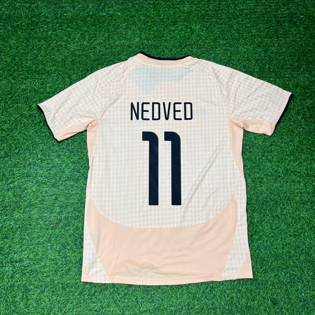 Pavel Nedvěd #11 Juventus 2003-2004 Away Retro Football Jersey Kit