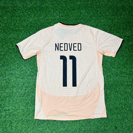 Pavel Nedvěd #11 Juventus 2003-2004 Away Retro Football Jersey Kit