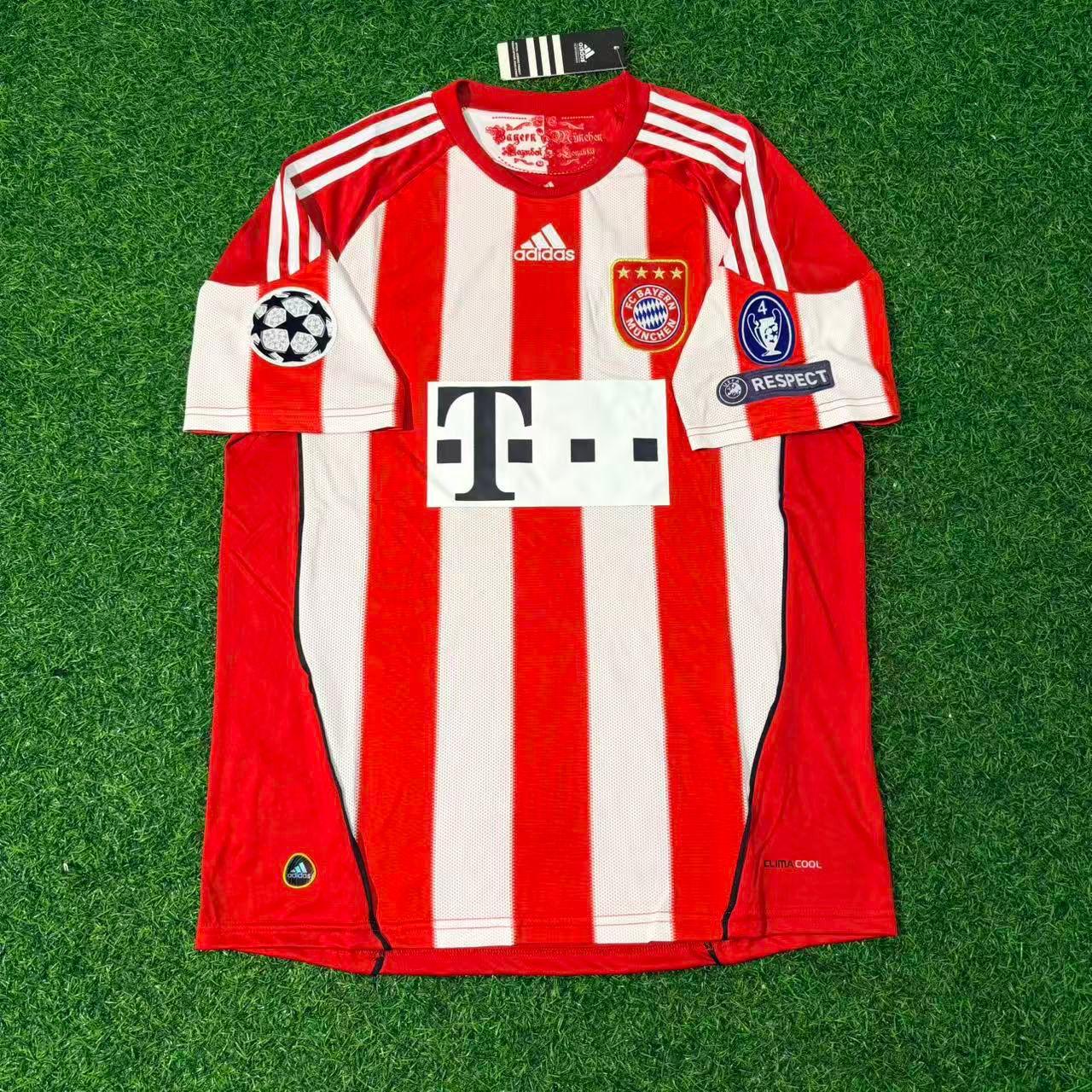 Philipp Lahm Bayern Munich 2010/11 Home Football Jersey
