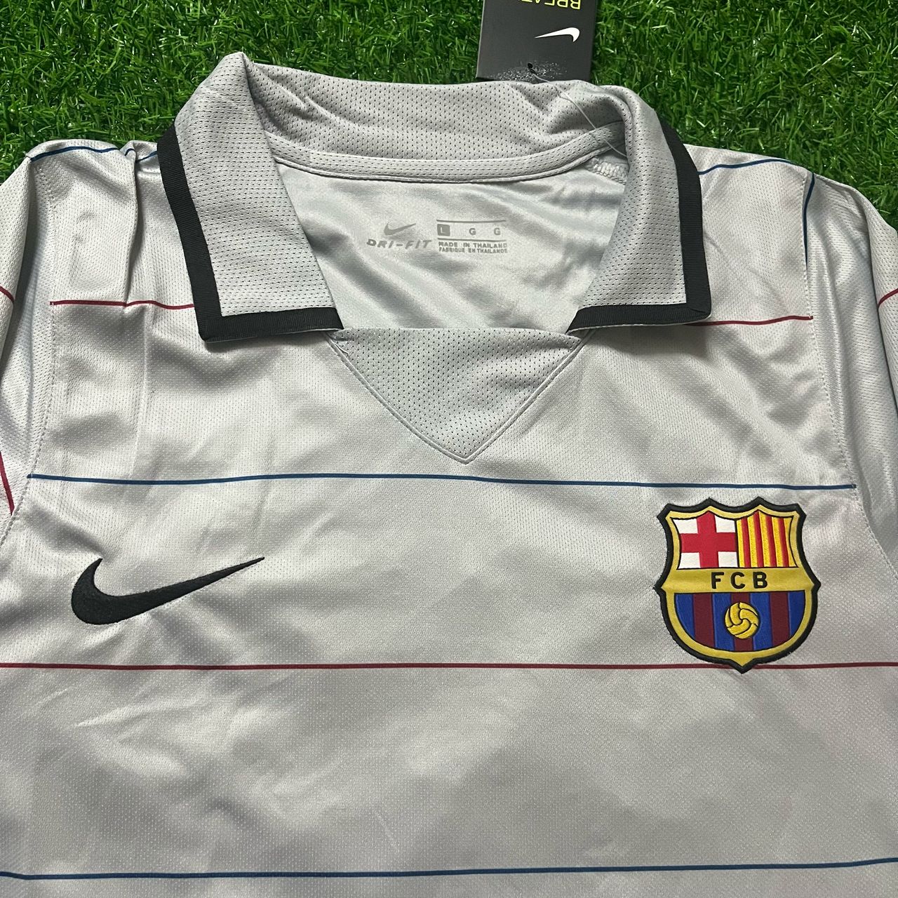 - Carles Puyol Barcelona 2004/2005 Retro Jersey Trikot Maillot Soccer Kit