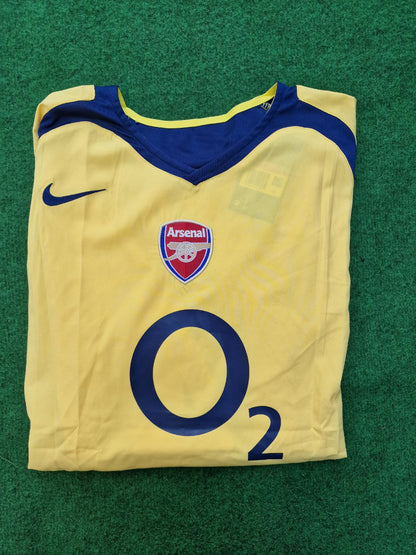 Dennis Bergkamp 10 - Arsenal 2005/06 Yellow Retro Football Jersey Kit