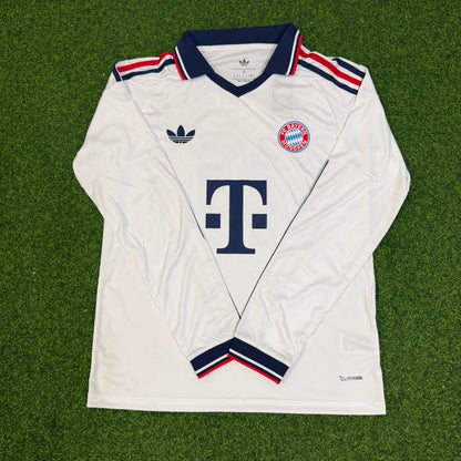 Josip Stanišić #44 Bayern Munchen 2027 Away Long Sleeve Football Jersey