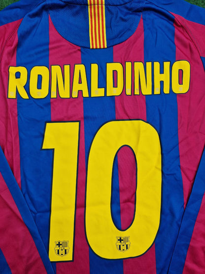 Ronaldinho #10 Barcelona 2005-2006 Long Sleeve Retro Football Jersey