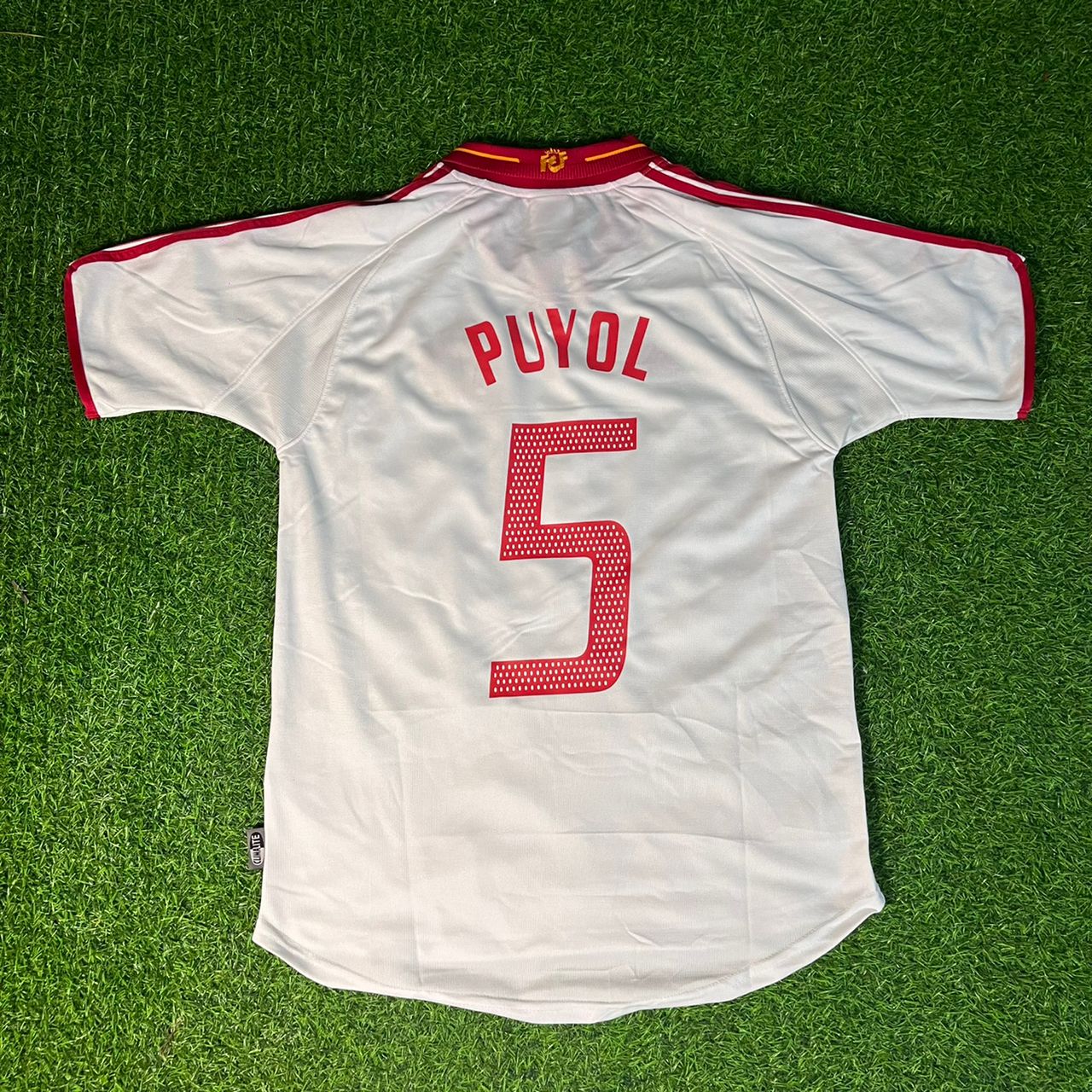 Carles Puyol 02-03 Spain White Retro Football Jersey