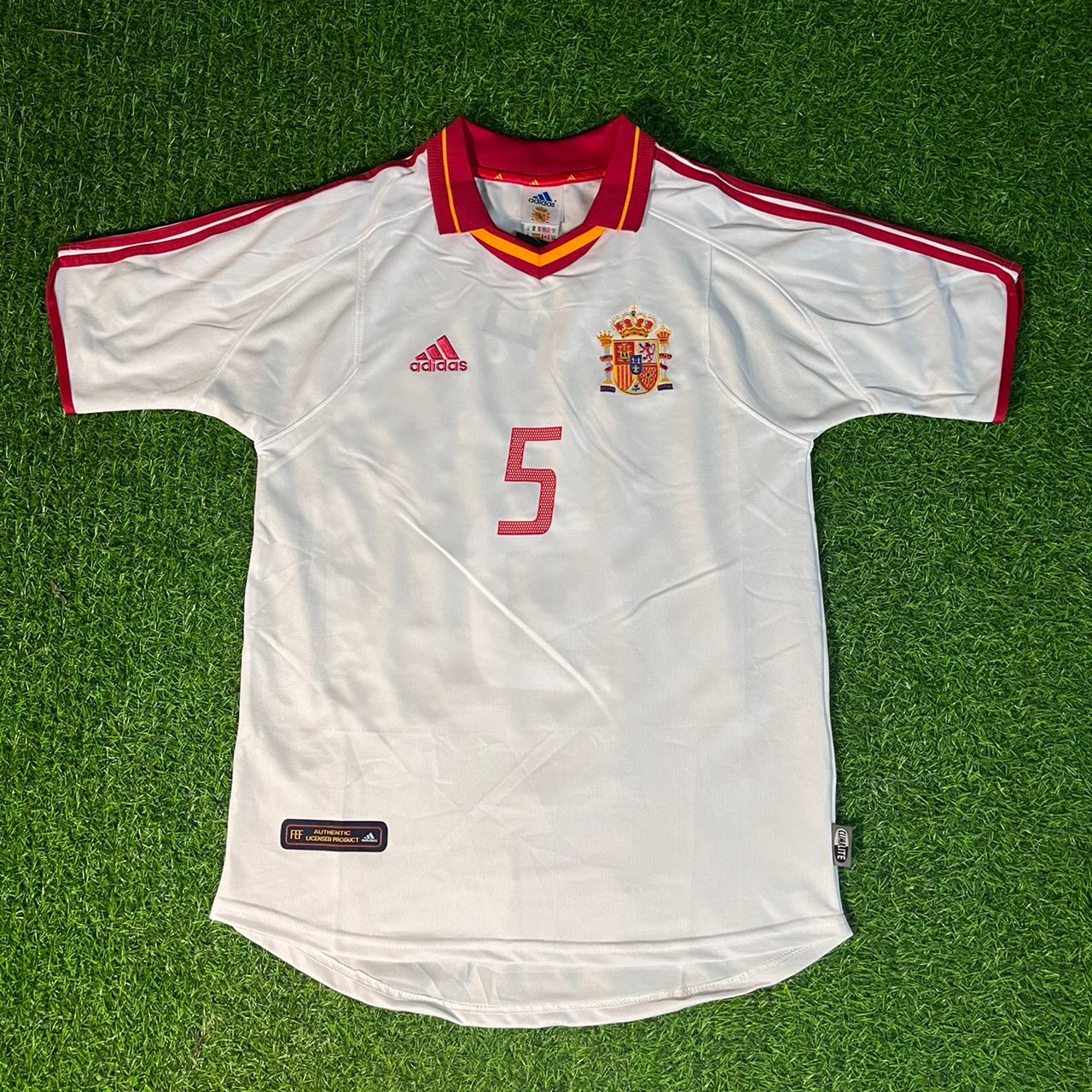 Carles Puyol 02-03 Spain White Retro Football Jersey