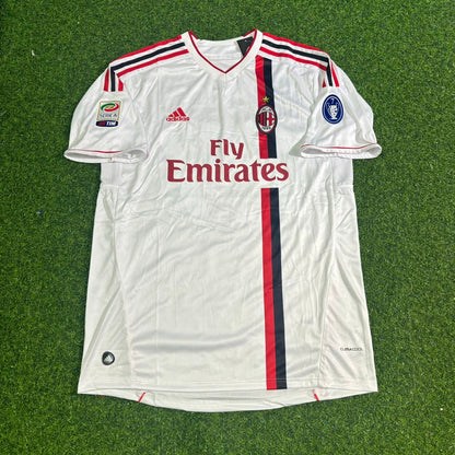 Gennaro Gattuso #8 Milan 2011-2012 White Away Retro Football Jersey Kit