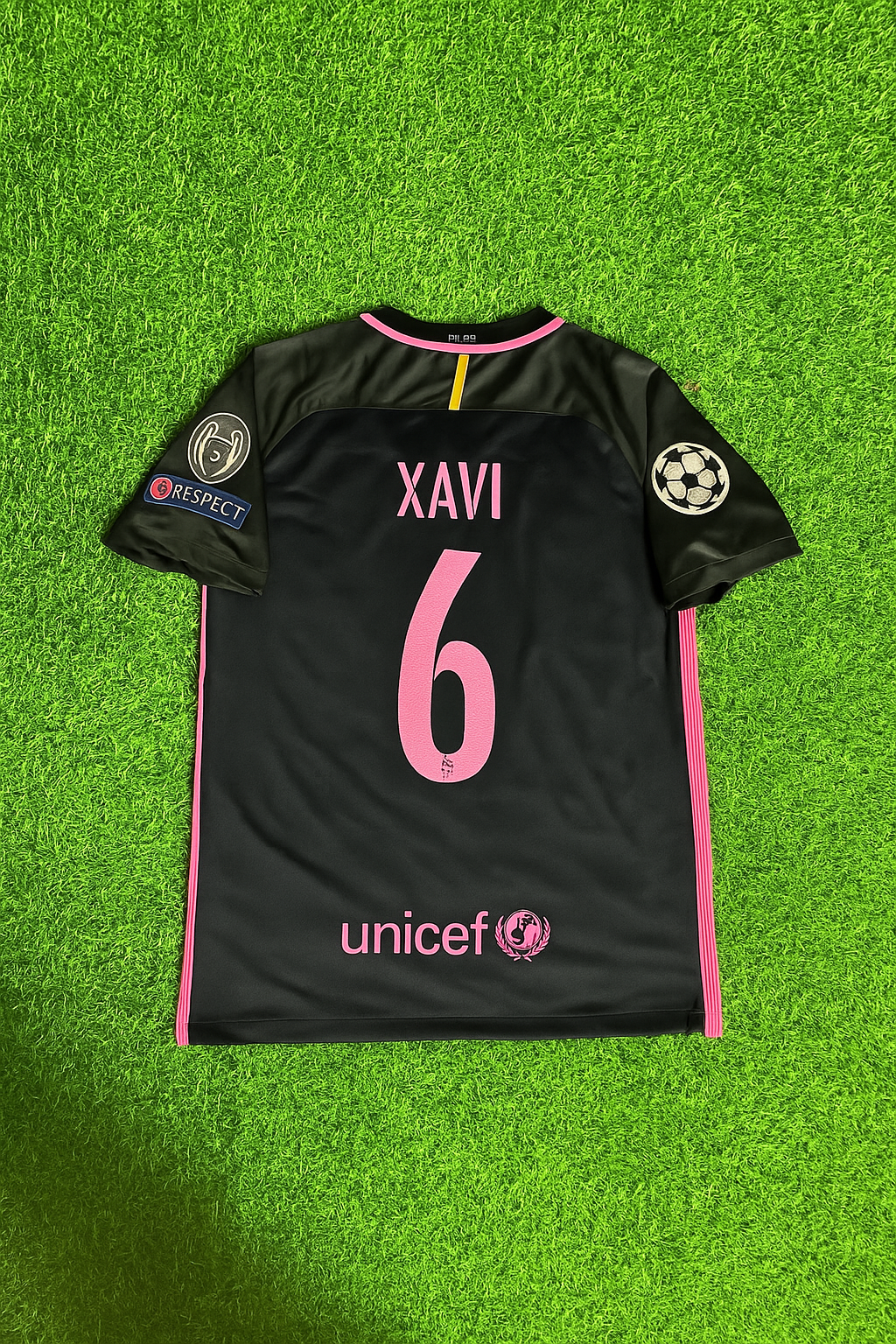 Xavi Barcelona 2014/15 Retro Black Pink Football Jersey