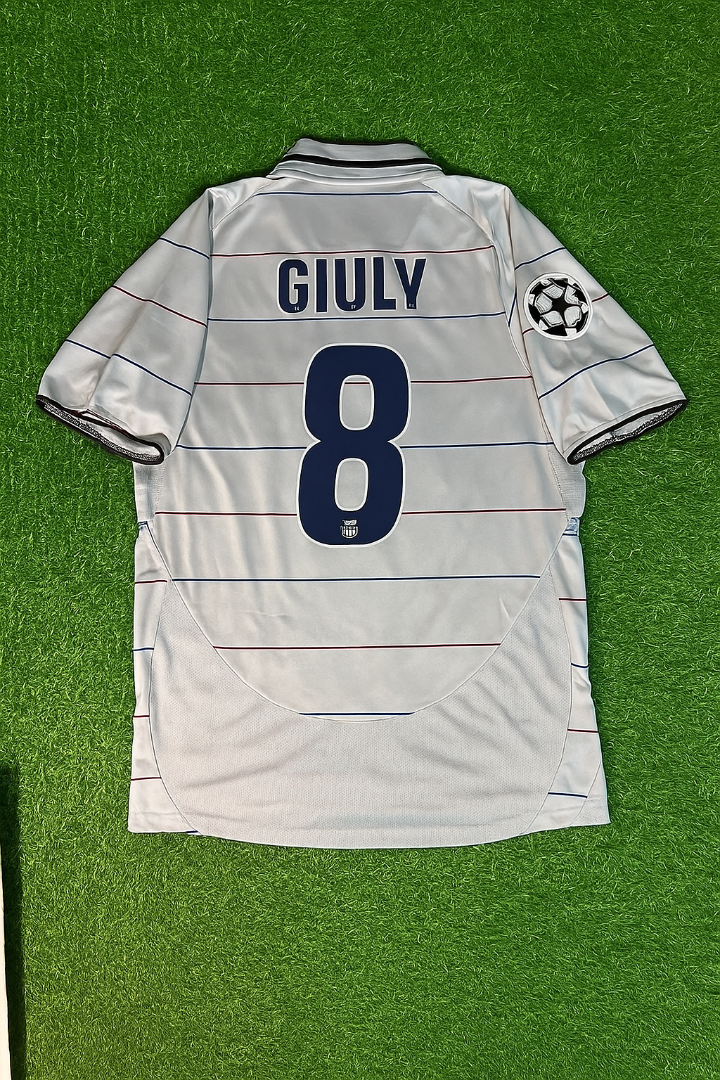 Ludovic Giuly 8 - Barcelona 2004/2005 Blue Garnet Retro Football Jersey