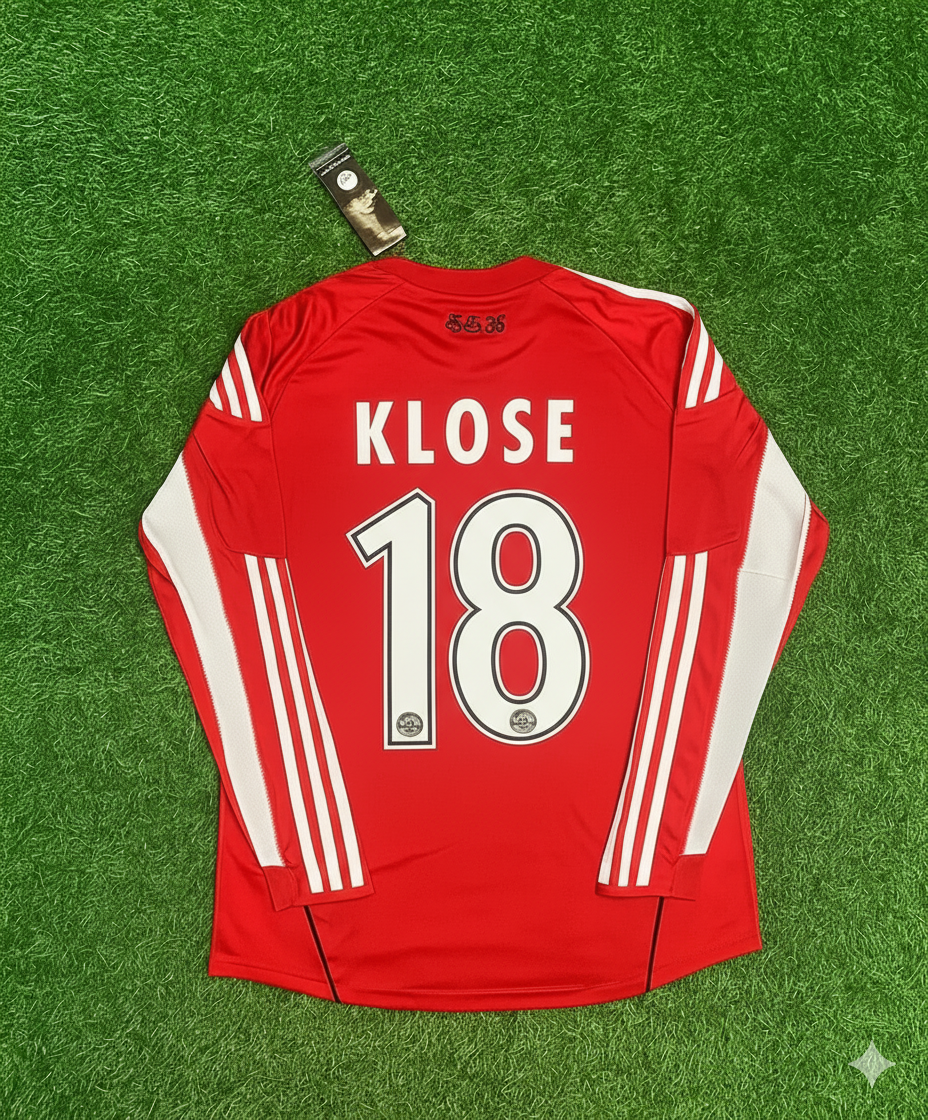 Miroslav Klose FC Bayern Munich 2010/11 Red Retro Football Jersey