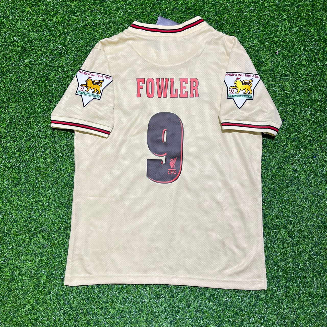 Robbie Fowler Liverpool 1996 1997 Retro Beige White Retro Football Jersey