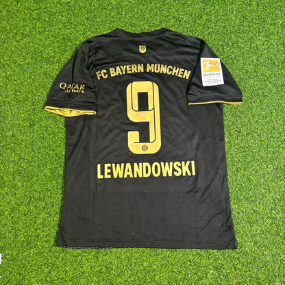 Robert Lewandowski Bayern Munich 2021-2022 Away Football Jersey Kit