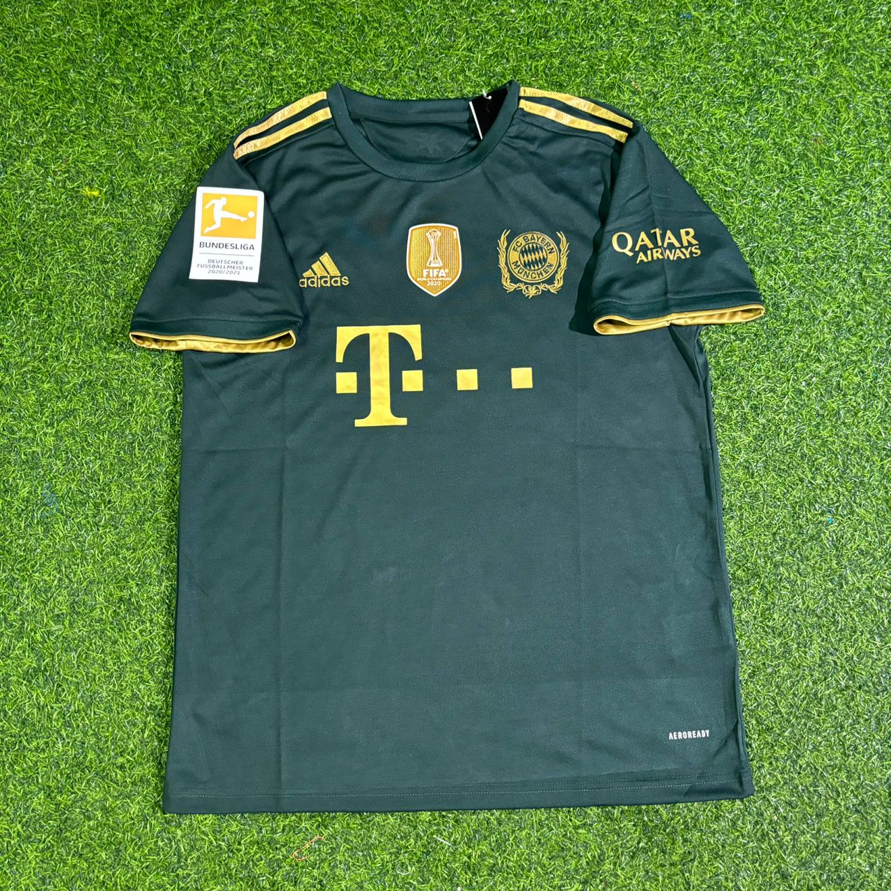 Robert Lewandowski #9 Bayern Munich 2021 2022 Oktoberfest Special Edition Football Jersey