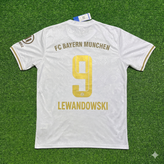 Robert Lewandowski #9 Bayern München 125 Years Anniversary Special-Edition White Football Jersey
