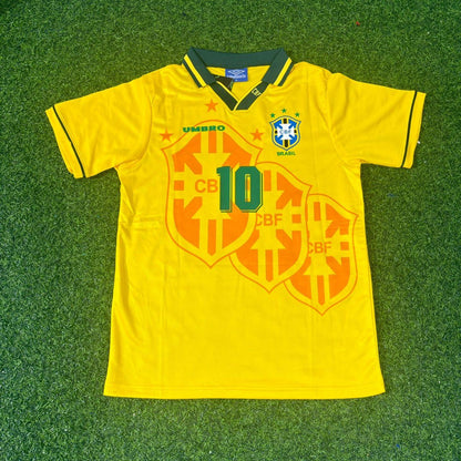 Ronaldinho #10 Brazil Retro Football Jersey Kit