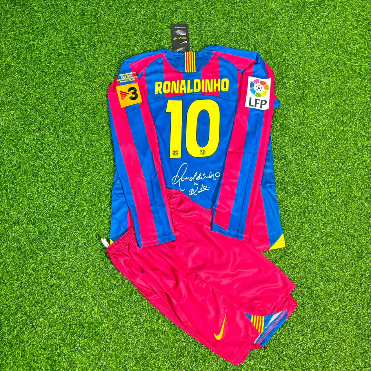 Ronaldinho Gaucho Barcelona 2006 Final Kids Special Retro Long Sleeve Football Jersey Collection