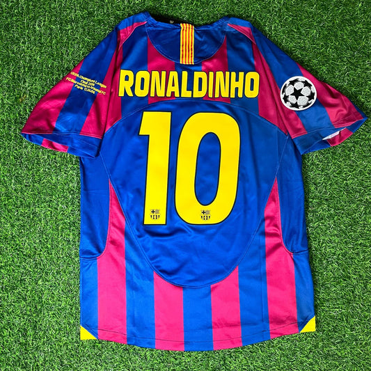 Ronaldinho Gaucho Barcelona 2006 Paris Final vs Arsenal Retro Short Sleeve Football Jersey Kit
