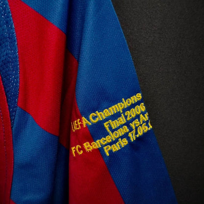 Ronaldinho Gaucho Barcelona 2006 Paris Final vs Arsenal Retro Short Sleeve Football Jersey Kit