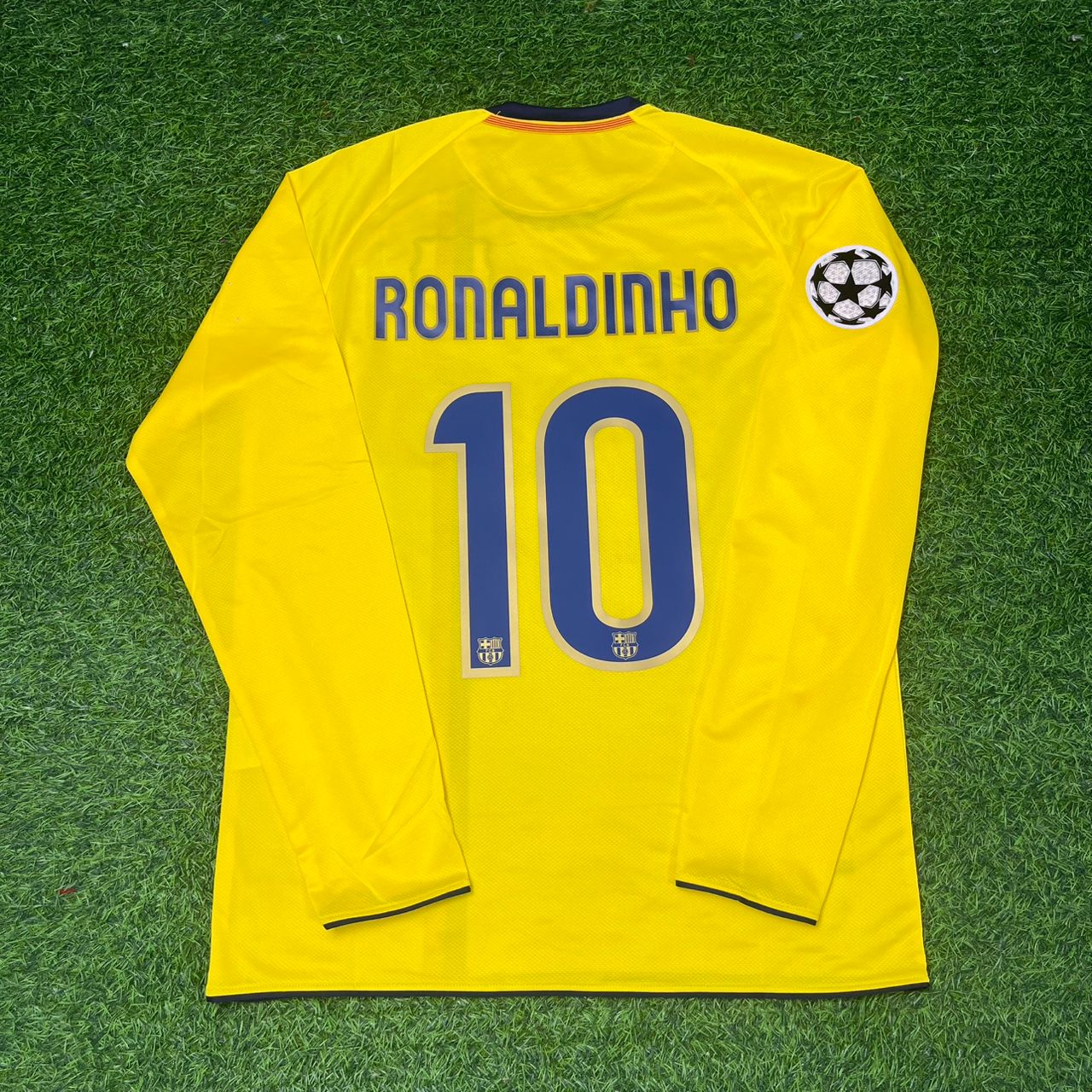 Ronaldinho Gaúcho Barcelona 2008-2009 Yellow Long Sleeve Retro Football Jersey Kit