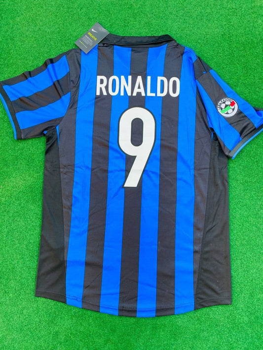 Ronaldo Nazario El Fenomeno R9 - Inter Retro Football Jersey Kit