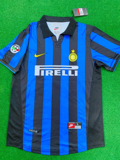 Ronaldo Nazario El Fenomeno R9 - Inter Retro Football Jersey Kit