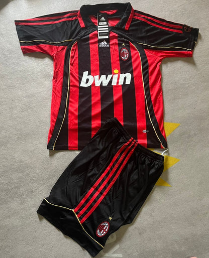 Ronaldo Nazario R9 El Fenomeno AC Milan 2007 Kids Football Jersey Kit