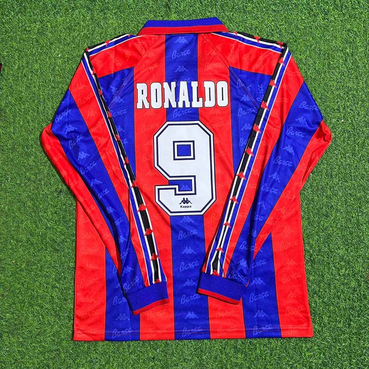 Barcelona 1996 Ronaldo Nazario 1997 Retro Burgundy Long Sleeve Football Jersey