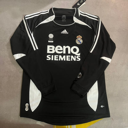 Ronaldo Nazario R9 Real Madrid 2006 - 2007 Long Sleeve Soccer Football Jersey Kit