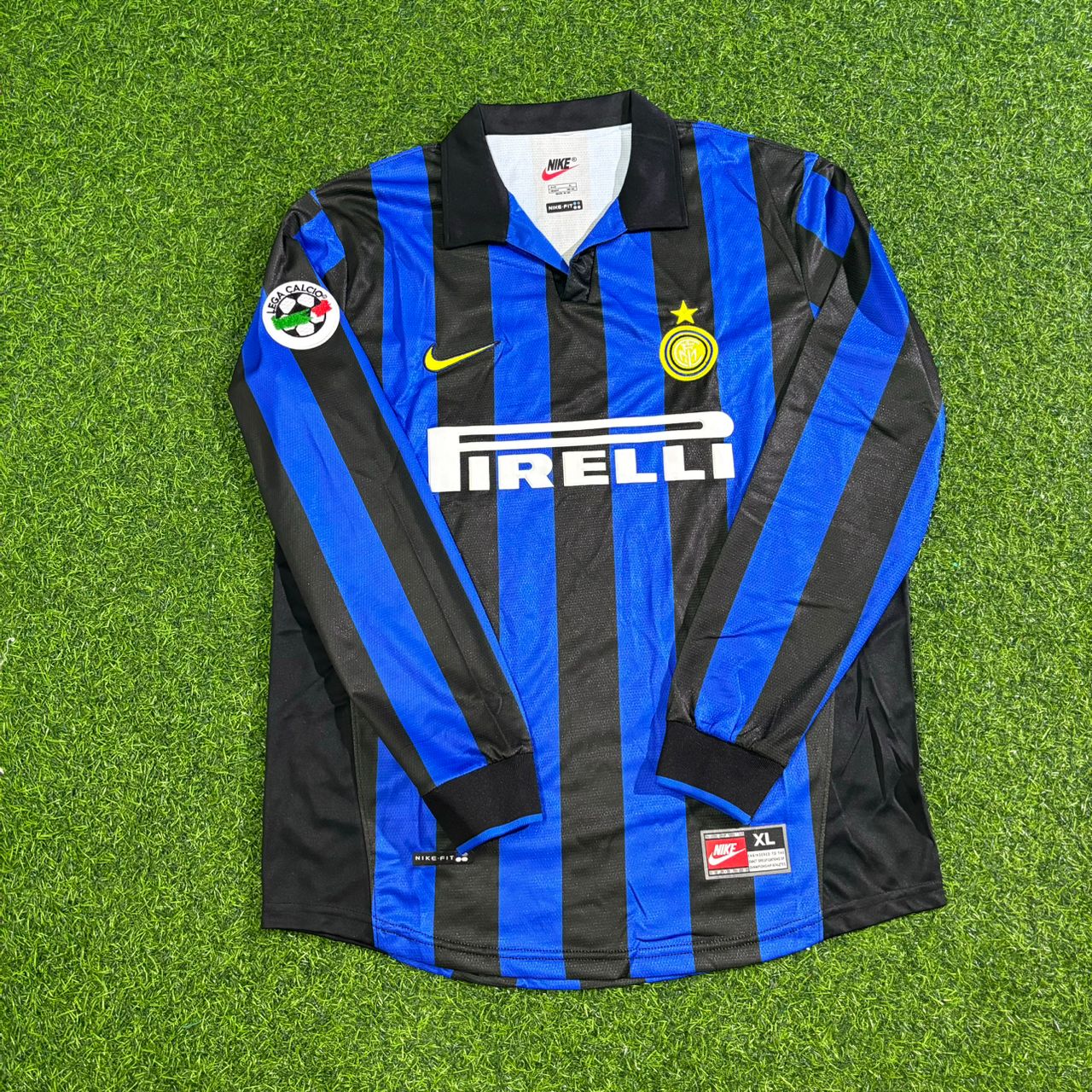 Adriano - Inter Retro Football Jersey