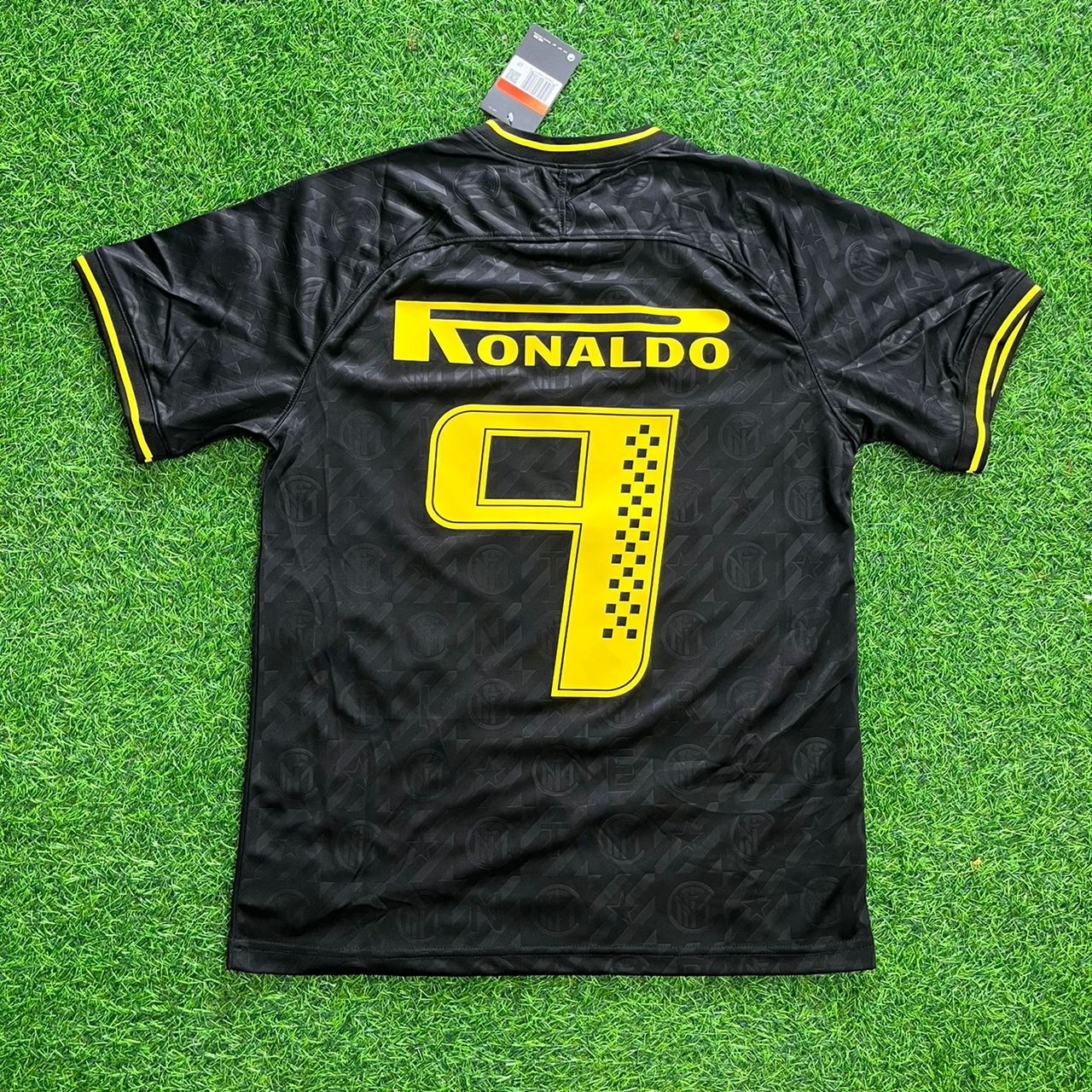 Ronaldo Nazário R9 Inter Retro Special Football Jersey Kit