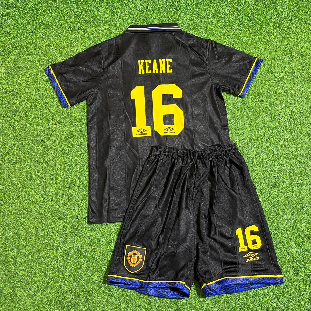 Roy Keane Manchester United 1992 1993 Kids Retro Retro Football Jersey Kit