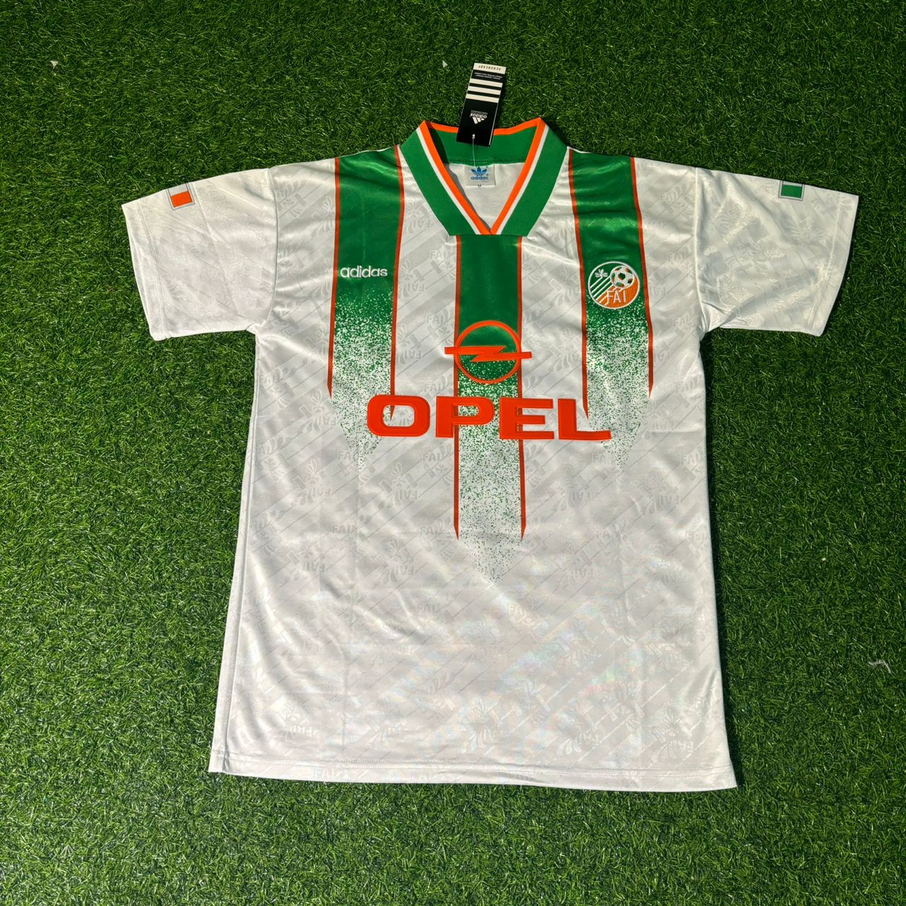 Paul McGrath Ireland 1994 Season Away Retro Football Jersey Collection