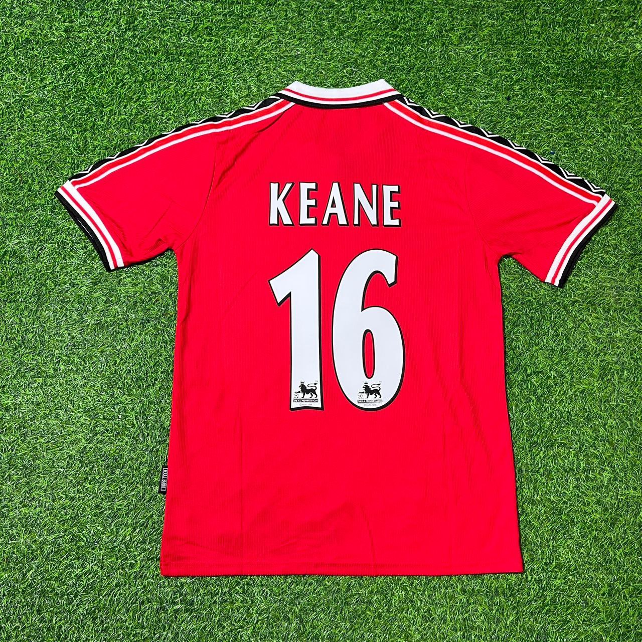 Roy Keane Manchester United 1999 Red Retro Football Jersey Kit