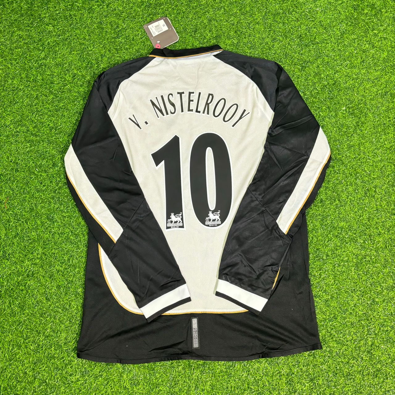 Ruud van Nistelrooy Manchester United 2001/2002 Both Side Retro Football Jersey Kit
