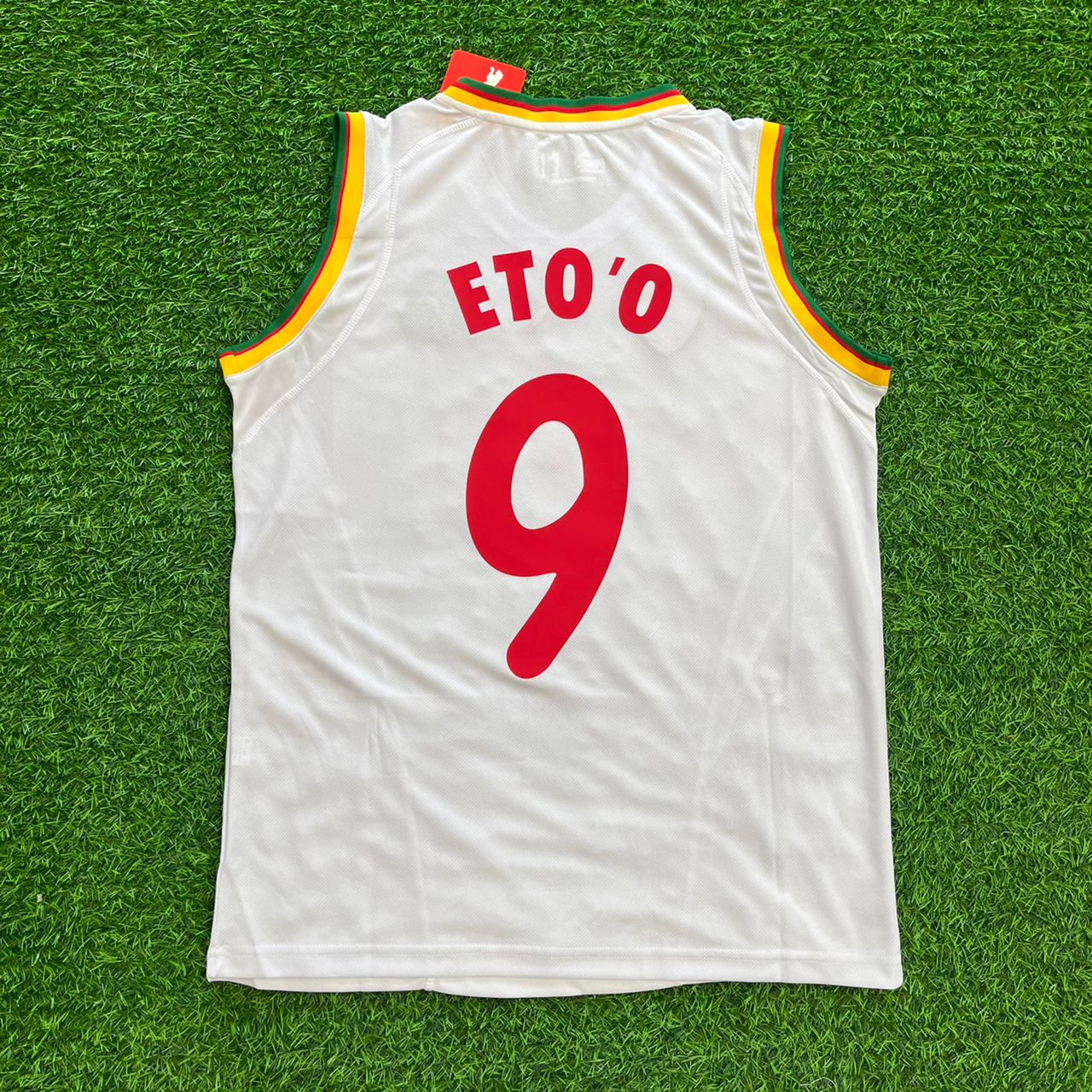 Samuel Eto'o 9 - Cameroon AFCON 2002 Retro Sleeveless Football Jersey Kit