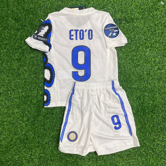 Samuel Eto’o Inter 2010 2011 White Dragon Retro Kids Football Jersey Kit