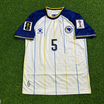 Bosnien und Herzegowina Weltmeisterschaft 2026 Sead Kolasinac Weißes Fußballtrikot