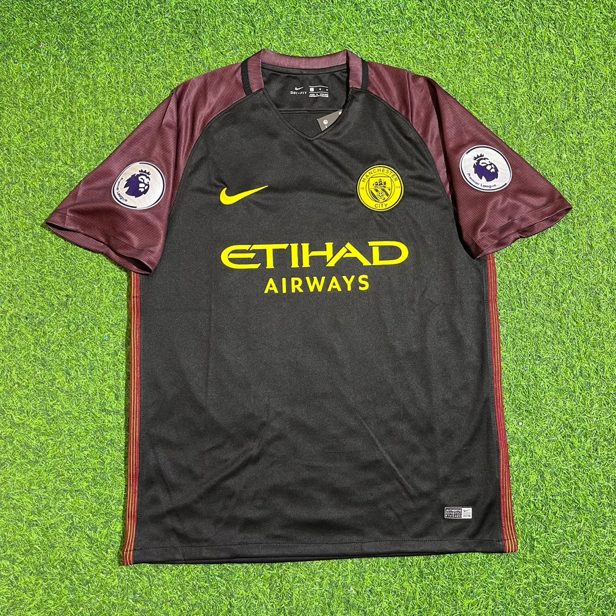 Manchester City 2016 Sergio Kun Aguero 10 2017 Season Away Retro Football Jersey
