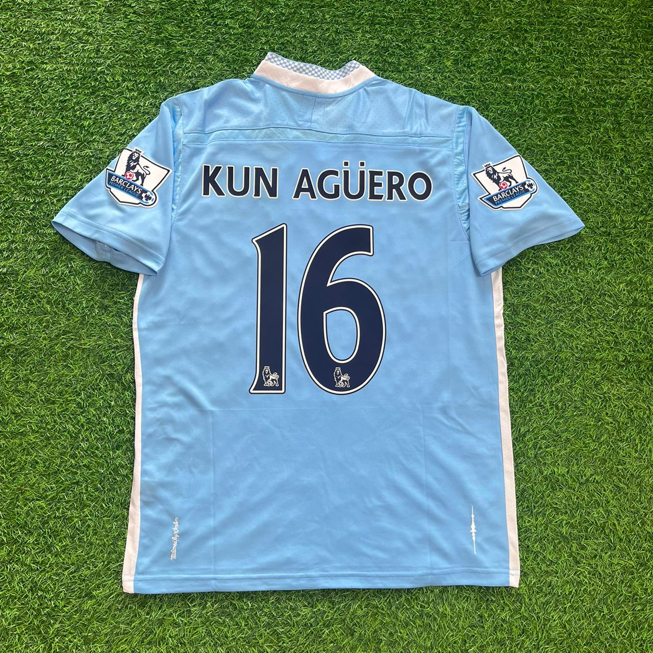 Sergio Agüero Manchester City 2011/2012 Home Retro Football Jersey Kit