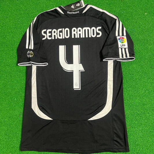 Sergio Ramos Real Madrid 2007 - 2008 Long Sleeve Football Jersey Kit