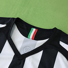 Lilian Thuram Juventus 2005-2006 Retro Football Jersey Kit