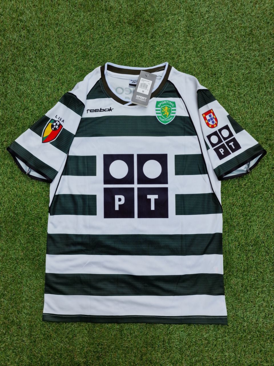 Sporting CP Lisbon Cristiano Ronaldo Number 28 Vintage Football Jersey Kit