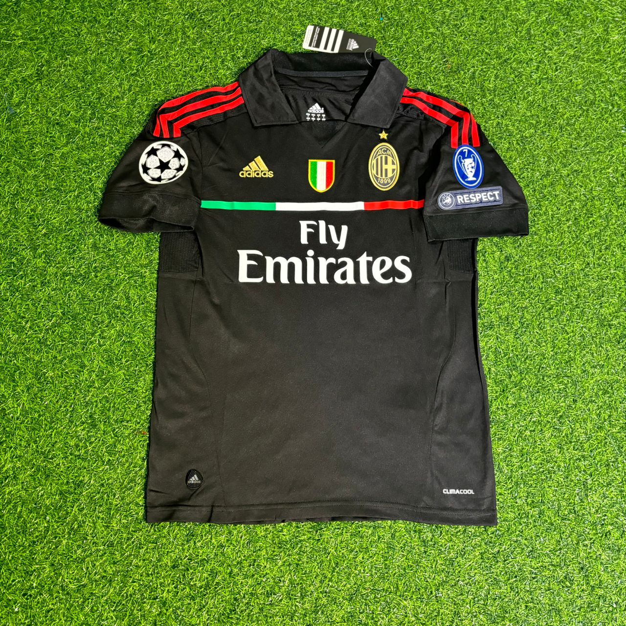 Stephan El Shaarawy 92 - Milan Third Kit 2011/12 Retro Football Jersey Kit