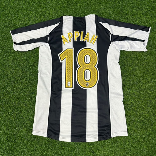 Stephen Appiah #18 Juventus 2004-2005 Black White Home Retro Football Jersey Paradise Edition