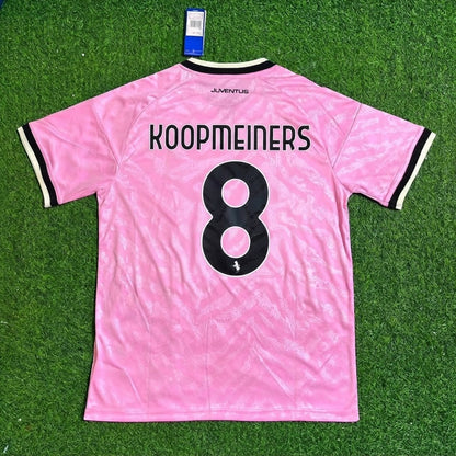 Teun Koopmeiners #8 Juventus 2026-2027 Away Pink Football Jersey