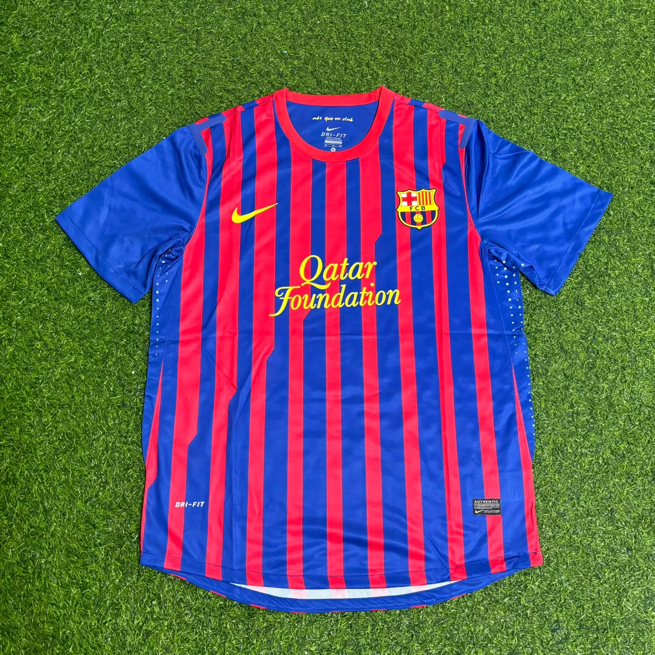 Thiago Alcantara Barcelona 2011/2012 Retro Home Football Jersey Kit